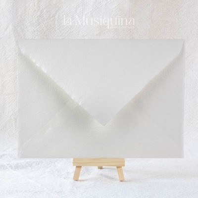Sobre artesanal blanco roto – Sobres para tus invitaciones de boda Sobre artesanal blanco roto – Sobres para tus invitaciones de boda